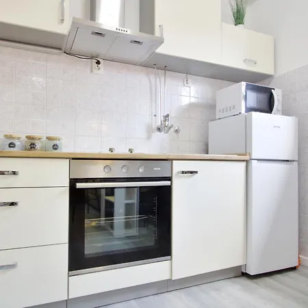 Suzy's Botanica * 자다르