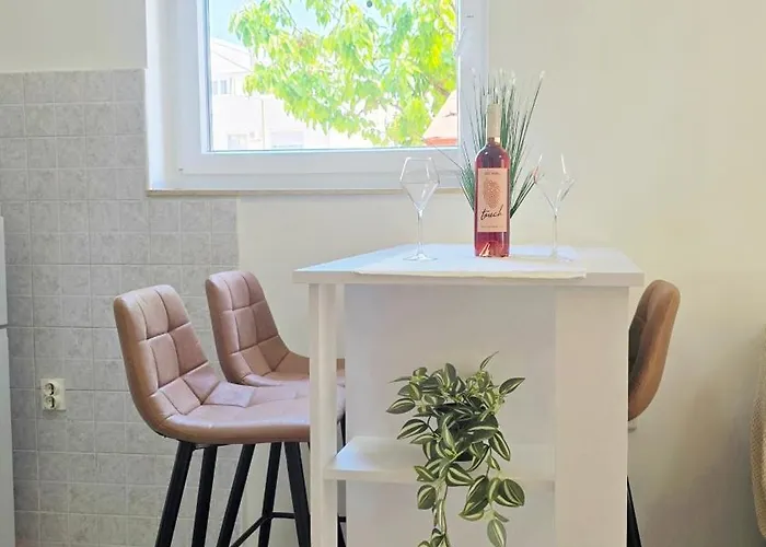 Suzy's Botanica 公寓 *